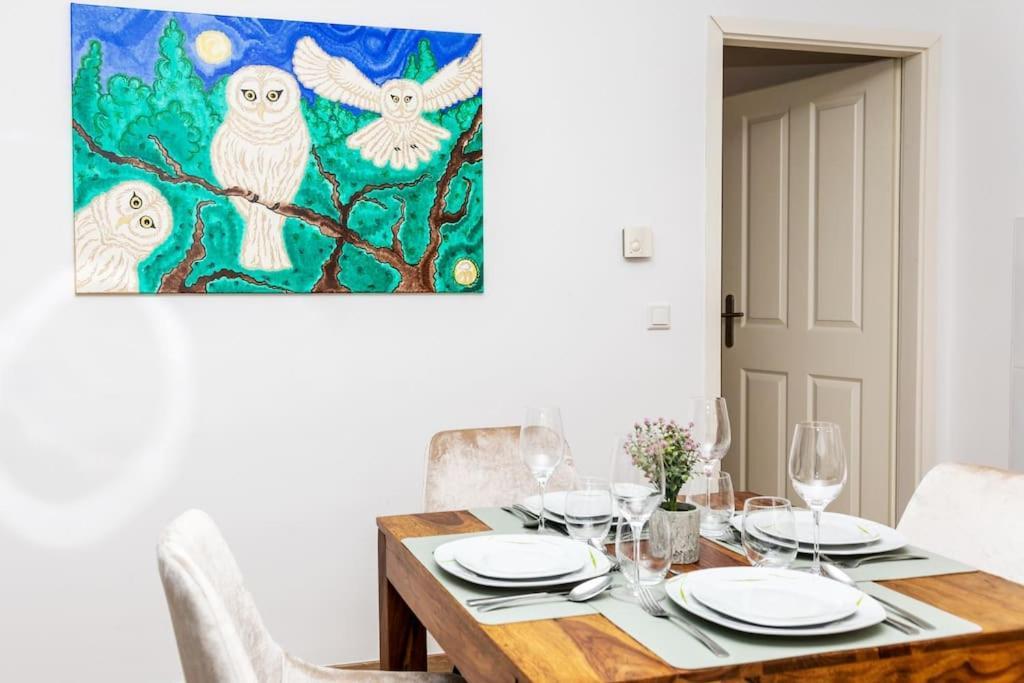 City Apartment Top Location, Quiet And Cozy Ideal To Relax Or Work Bécs Kültér fotó